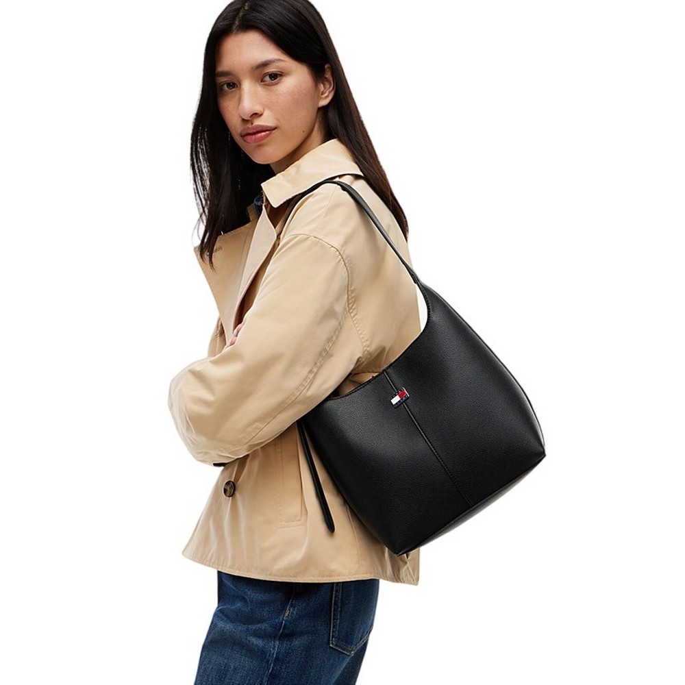 TOMMY JEANS CITY BUCKET ΤΣΑΝΤΑ ΓΥΝΑΙΚΕΙΑ BLACK