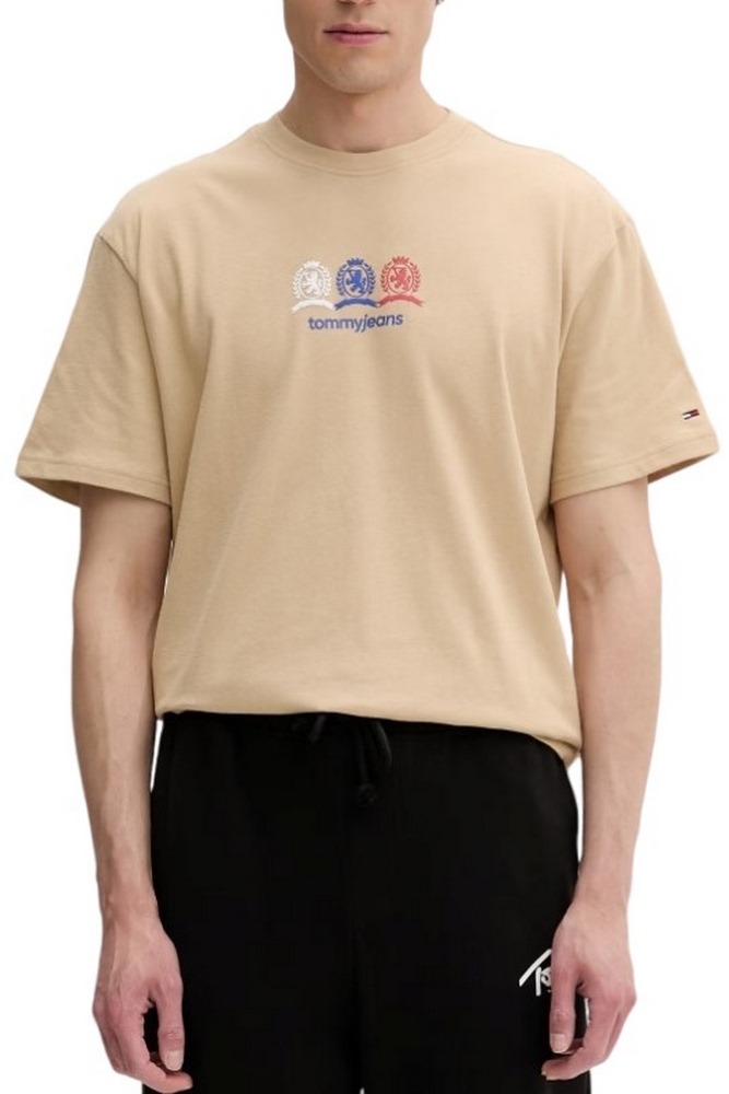 TOMMY JEANS RLX CREST REPEAT T-SHIRT ΜΠΛΟΥΖΑ ΑΝΔΡΙΚΗ BEIGE