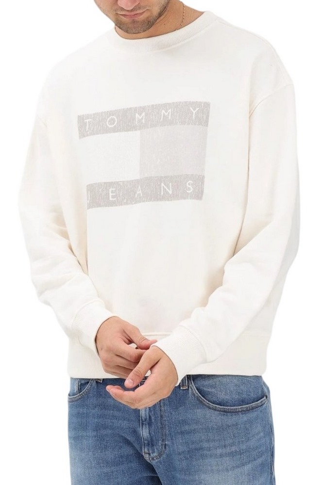 TOMMY JEANS 90S DISTRESSED FLAG CREW ΦΟΥΤΕΡ ΜΠΛΟΥΖΑ ΑΝΔΡΙΚΗ OFF WHITE