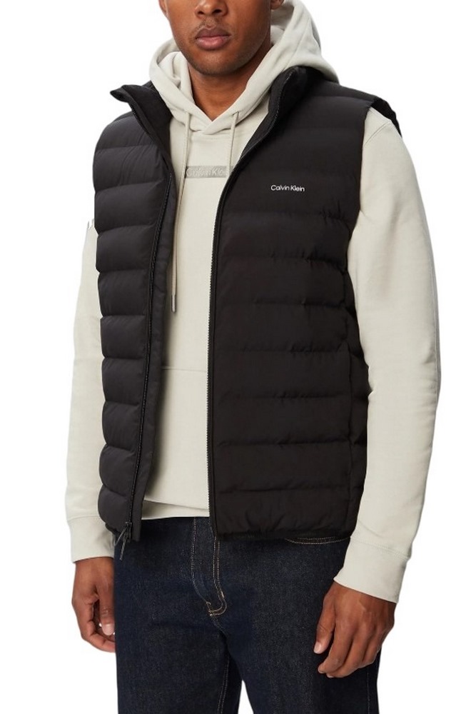 CALVIN KLEIN CLASSIC LTWT NYLON CHANNELED PUF ΑΜΑΝΙΚΟ ΜΠΟΥΦΑΝ ΑΝΔΡΙΚΟ BLACK