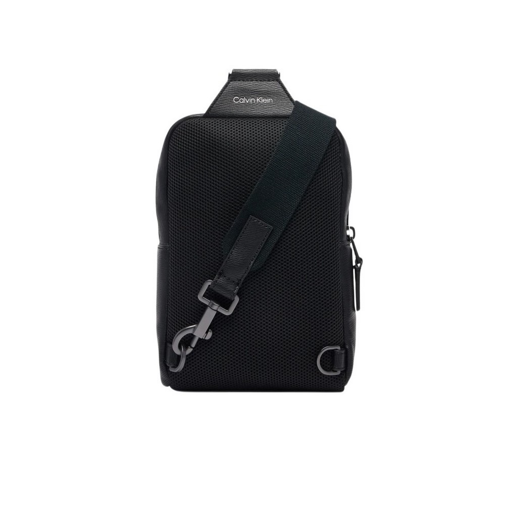 CALVIN KLEIN EMBLEM HW SLING ΤΣΑΝΤΑ ΑΝΔΡΙΚΗ BLACK