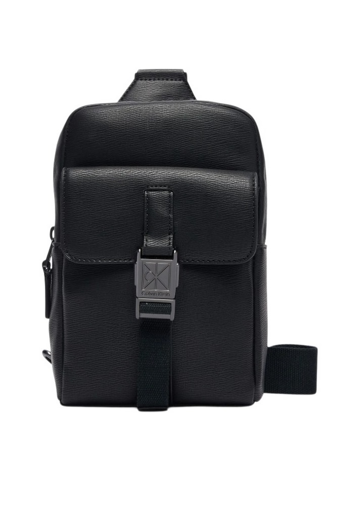 CALVIN KLEIN EMBLEM HW SLING ΤΣΑΝΤΑ ΑΝΔΡΙΚΗ BLACK