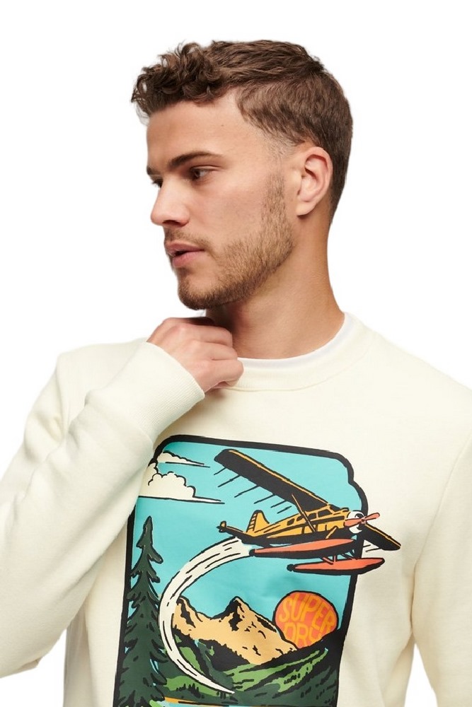 SUPERDRY D3 OVIN TRAVEL POSTCARD GRAPHIC CREW ΜΠΛΟΥΖΑ ΦΟΥΤΕΡ ΑΝΔΡΙΚΗ OFF WHITE