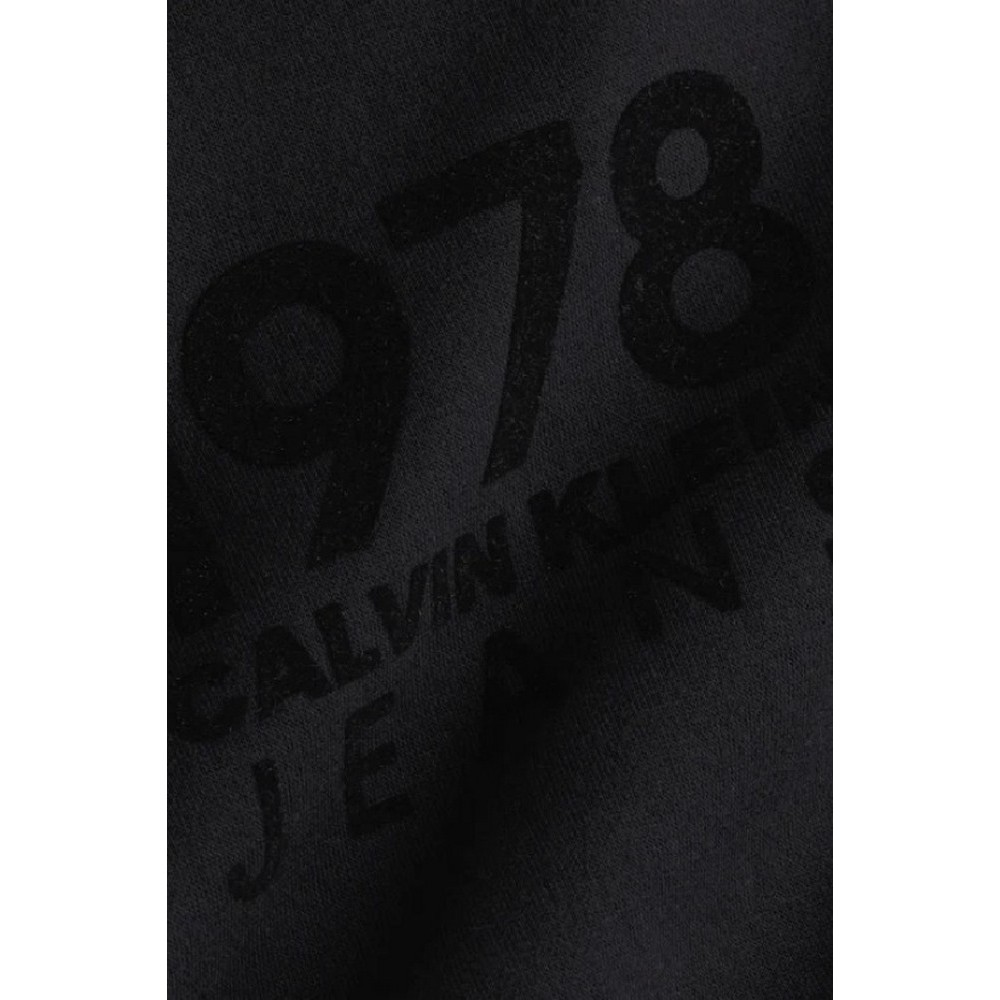 CALVIN KLEIN JEANS 1978 FLOCK LOGO HALF ZIP CK BLACK