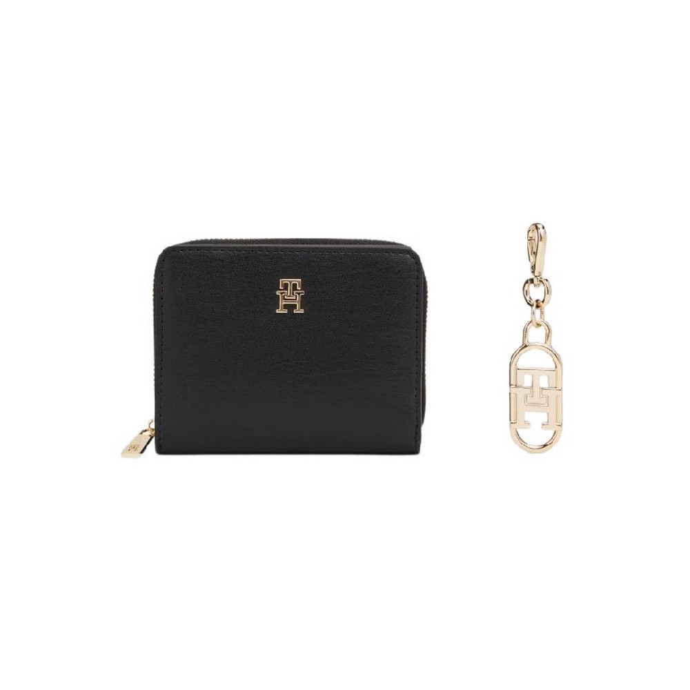 TOMMY HILFIGER MED ZA W/FLAP+CHARM ΠΟΡΤΟΦΟΛΙ ΓΥΝΑΙΚΕΙΟ BLACK