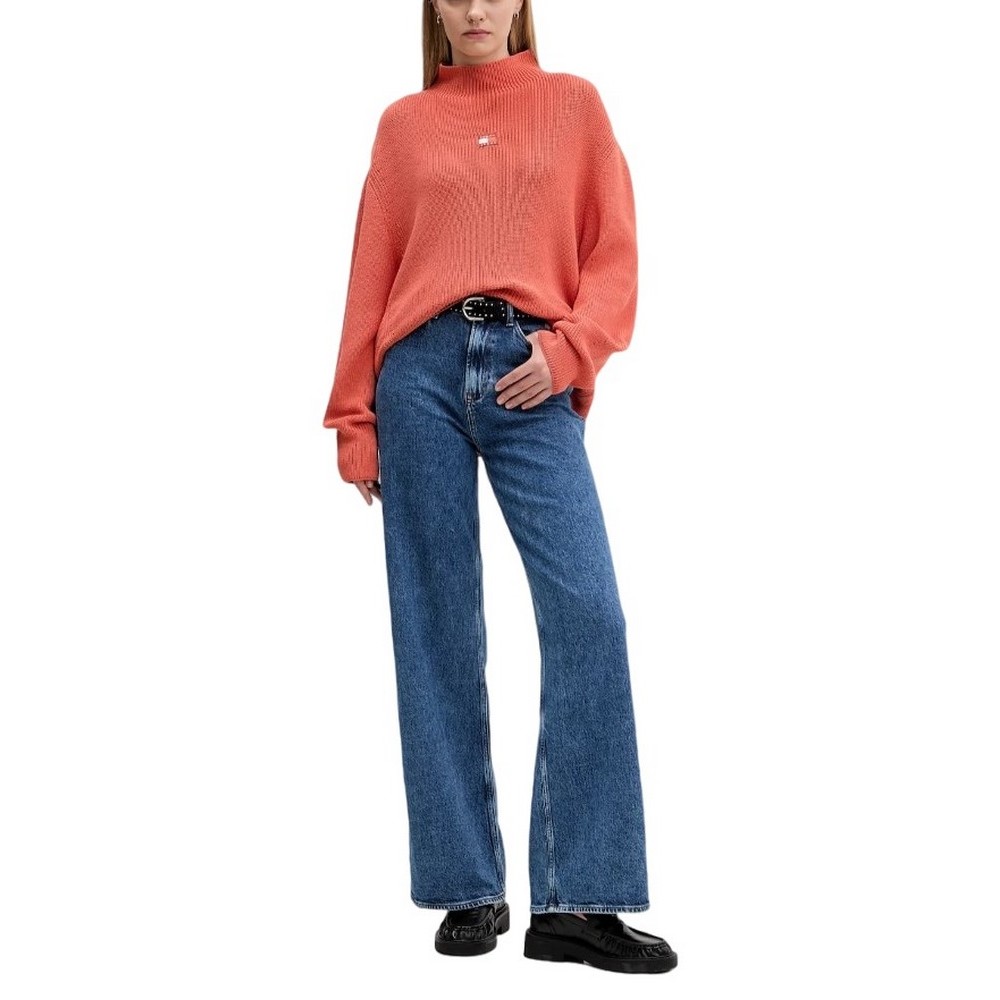 TOMMY JEANS MOCKNECK BADGE SWEATER ΜΠΛΟΥΖΑ ΠΛΕΚΤΗ ΓΥΝΑΙΚΕΙΑ CORAL