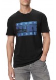 TOMMY JEANS REG PHOTO FLAG T-SHIRT ΜΠΛΟΥΖΑ ΑΝΔΡΙΚΗ BLACK TOMMY JEANS REG PHOTO FLAG T-SHIRT ΜΠΛΟΥΖΑ ΑΝΔΡΙΚΗ BLACK