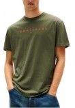 TOMMY JEANS REG LINEAR LOGO TEE EXT T-SHIRT ΜΠΛΟΥΖΑ ΑΝΔΡΙΚΗ GREEN