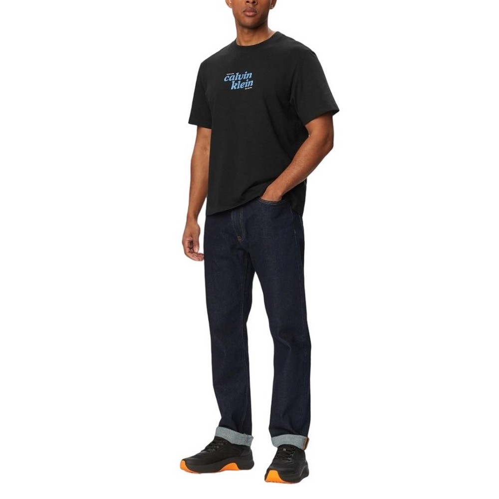 CALVIN KLEIN JEANS 20S CALVINKLEIN TRVL FONT GRA T-SHIRT ΜΠΛΟΥΖΑ ΑΝΔΡΙΚΗ BLACK