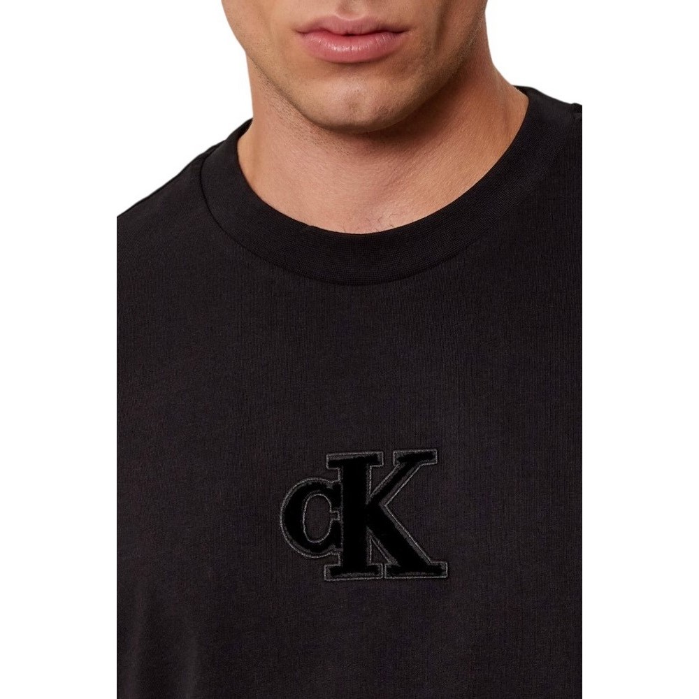 CALVIN KLEIN JEANS SS GIFT GIVING 20S EASY TEE T-SHIRT ΜΠΛΟΥΖΑ ΑΝΔΡΙΚΗ BLACK