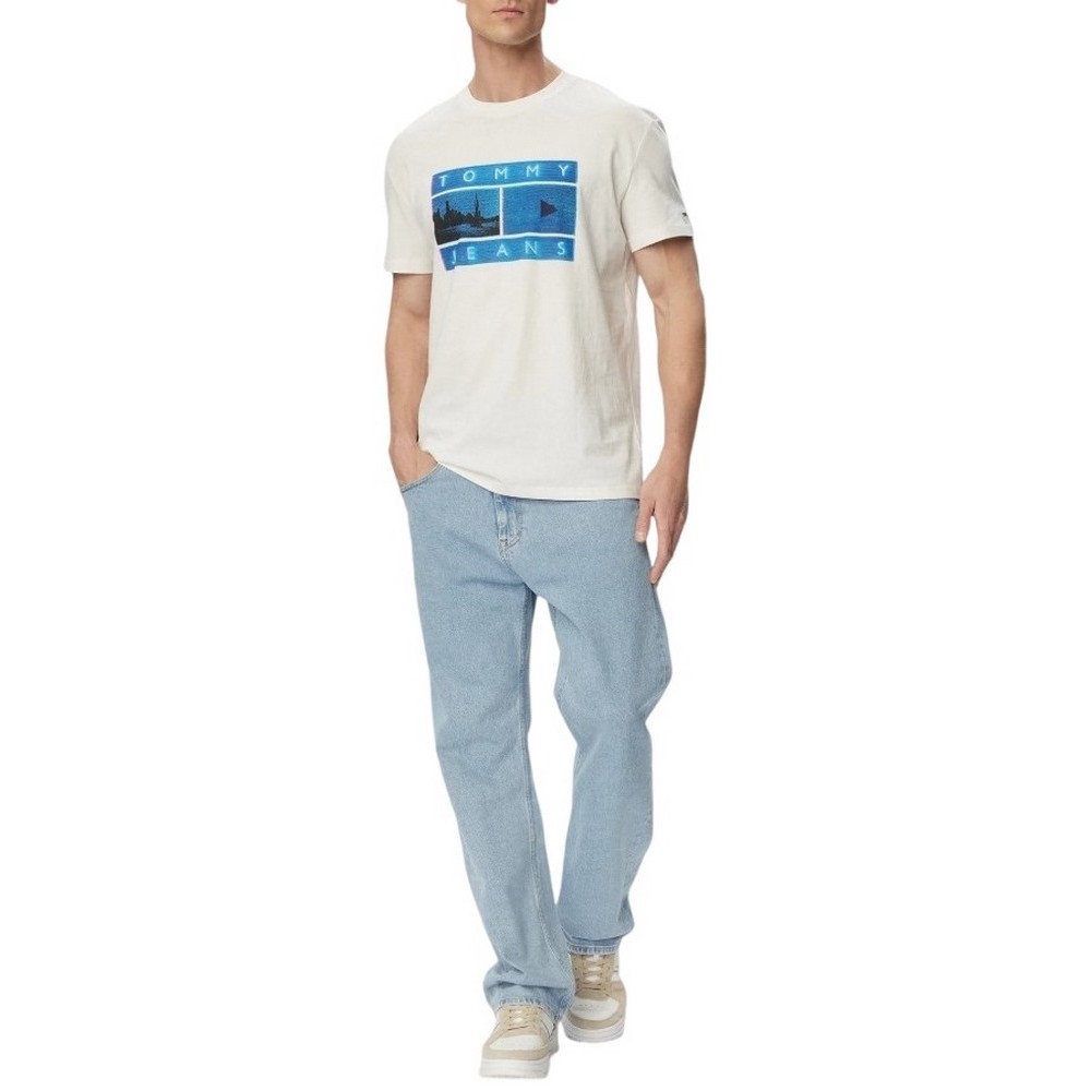 TOMMY JEANS  REG PHOTO FLAG T-SHIRT ΜΠΛΟΥΖΑ ΑΝΔΡΙΚΗ OFF WHITE