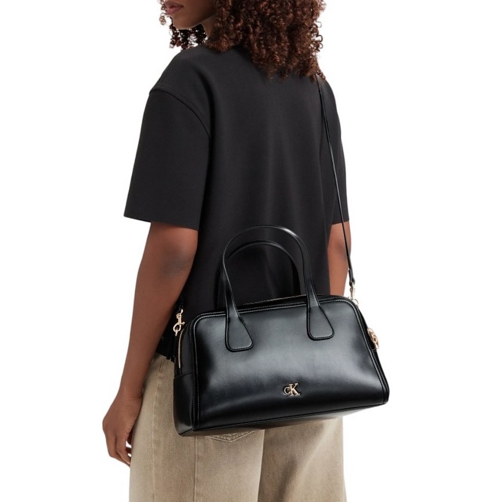 CALVIN KLEIN MEDIUM BOWLING BAG ΤΣΑΝΤΑ ΓΥΝΑΙΚΕΙΑ BLACK
