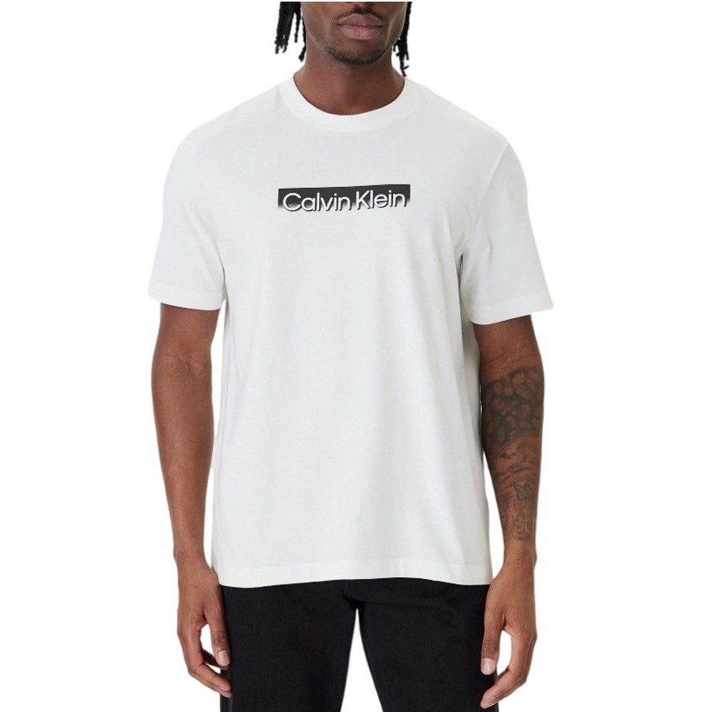 CALVIN KLEIN 20S EU WHOLESALE SPORTSWEAR GRAP T-SHIRT ΜΠΛΟΥΖΑ ΑΝΔΡΙΚΗ BRIGHT WHITE