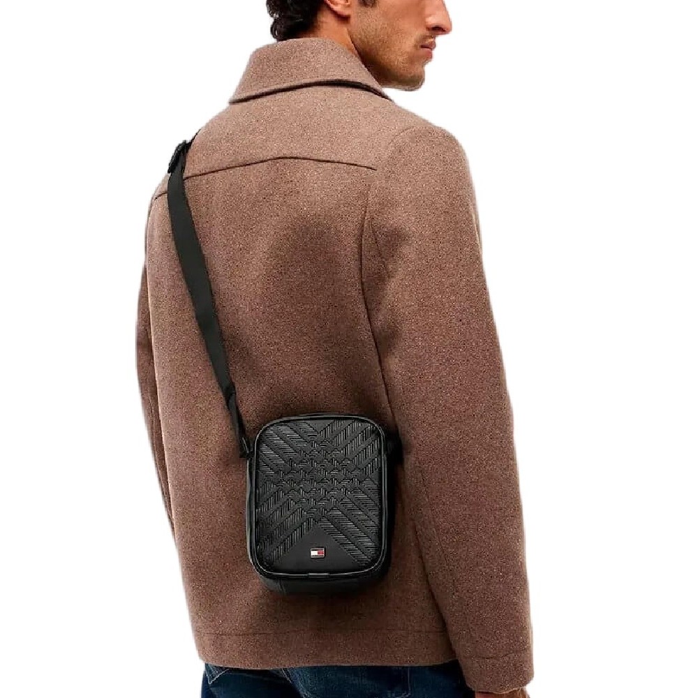 TOMMY HILFIGER CORP TEXTURE MINI REPORTER ΤΣΑΝΤΑ ΑΝΔΡΙΚΗ BLACK