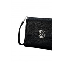CALVIN KLEIN EMBLEM HW PEBBLE CROSSBODY 20 ΤΣΑΝΤΑ ΓΥΝΑΙΚΕΙΑ BLACK