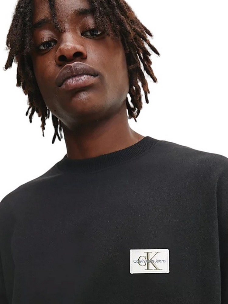 CALVIN KLEIN JEANS SHRUNKEN BADGE CREW NECK ΜΠΛΟΥΖΑ ΦΟΥΤΕΡ ΑΝΔΡΙΚΗ BLACK