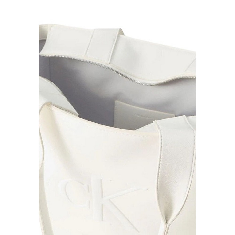 CALVIN KLEIN RAISED MEDIUM TOTE ΤΣΑΝΤΑ ΓΥΝΑΙΚΕΙΑ WHITE
