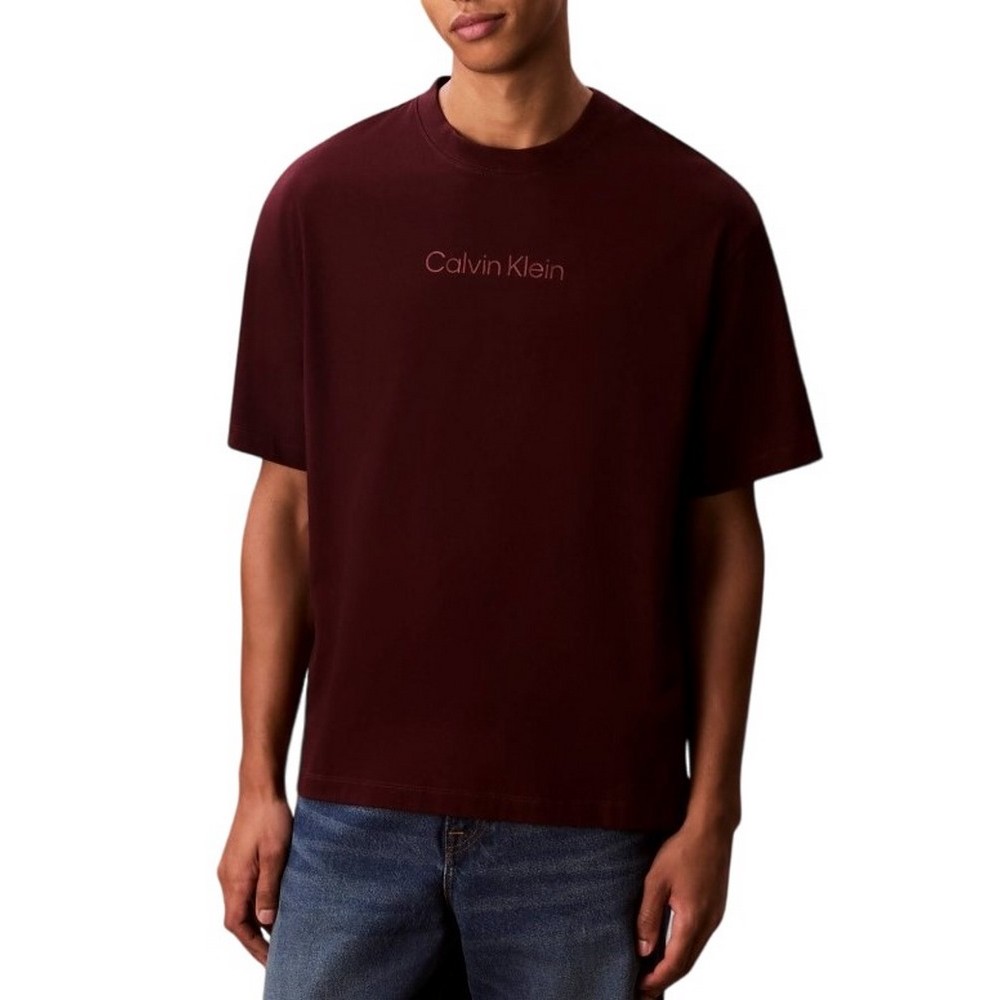 CALVIN KLEIN STANDARD LOGO 30S CREWNK T-SHIRT ΜΠΛΟΥΖΑ ΑΝΔΡΙΚΗ WINE