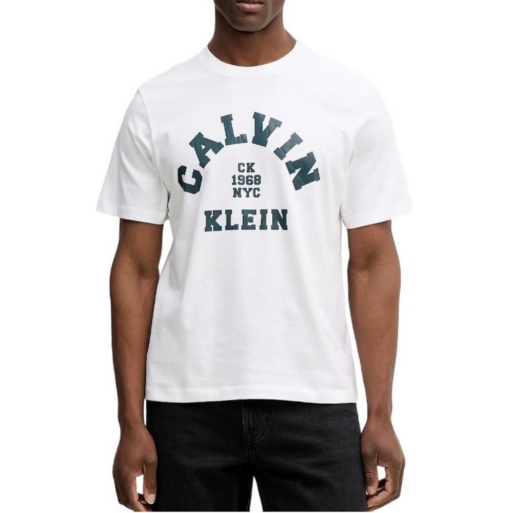 CALVIN KLEIN JEANS 20S LN CALVIN COLLEGE GRAPHIC T-SHIRT ΜΠΛΟΥΖΑ ΑΝΔΡΙΚΗ WHITE
