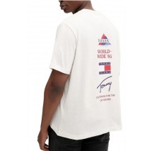 TOMMY JEANS TJM 90S PEAKS BACKPRINT TEE T-SHIRT ΜΠΛΟΥΖΑ ΑΝΔΡΙΚΗ OFF WHITE