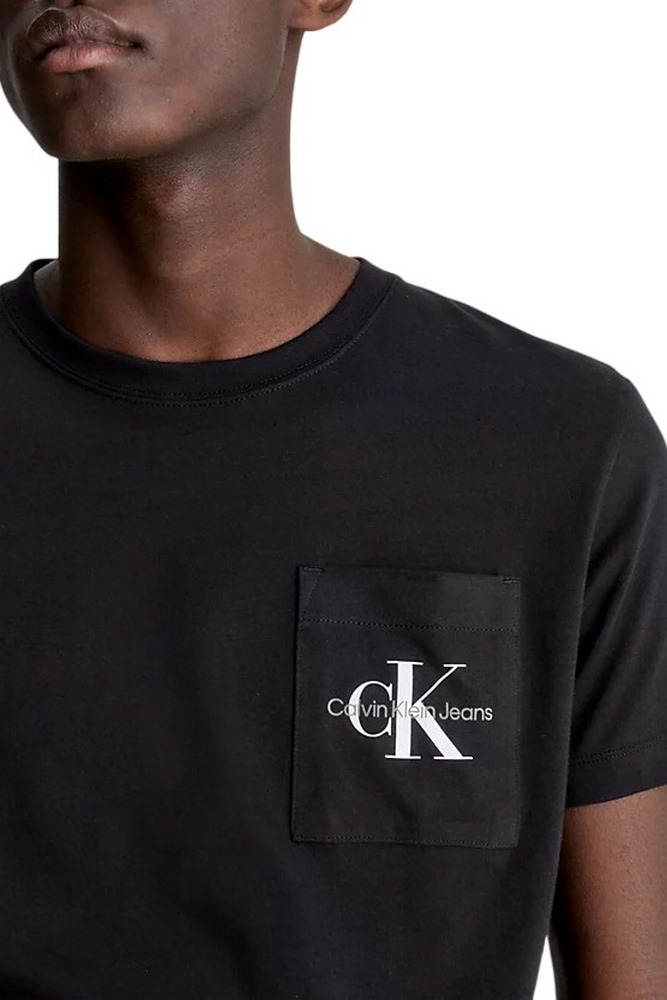 CALVIN KLEIN JEANS CORE MONOGRAM POCKET SLIM T-SHIRT ΑΝΔΡΙΚΟ BLACK