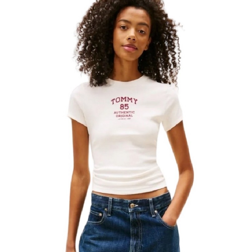 TOMMY JEANS SLIM TOMMY 85 RIB TEE T-SHIRT  ΜΠΛΟΥΖΑ ΓΥΝΑΙΚΕΙΑ OFF WHITE