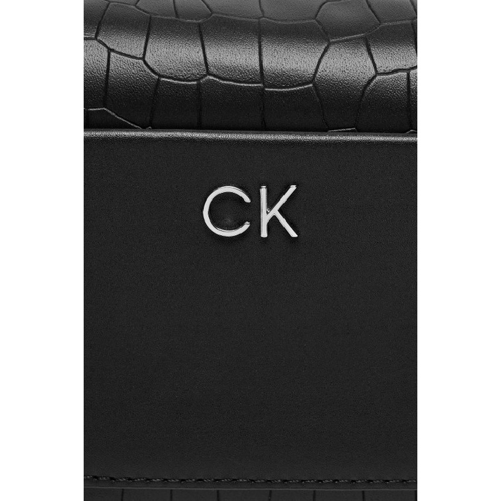 CALVIN KLEIN  DAILY CAMERA BAG CROCO ΤΣΑΝΤΑ ΓΥΝΑΙΚΕΙΑ BLACK