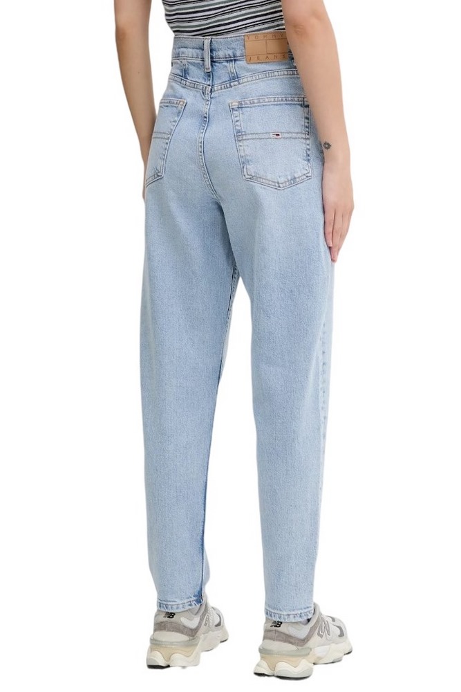 TOMMY JEANS MOM JEAN UH TPR BI0112 ΠΑΝΤΕΛΟΝΙ ΓΥΝΑΙΚΕΙΟ DENIM LIGHT