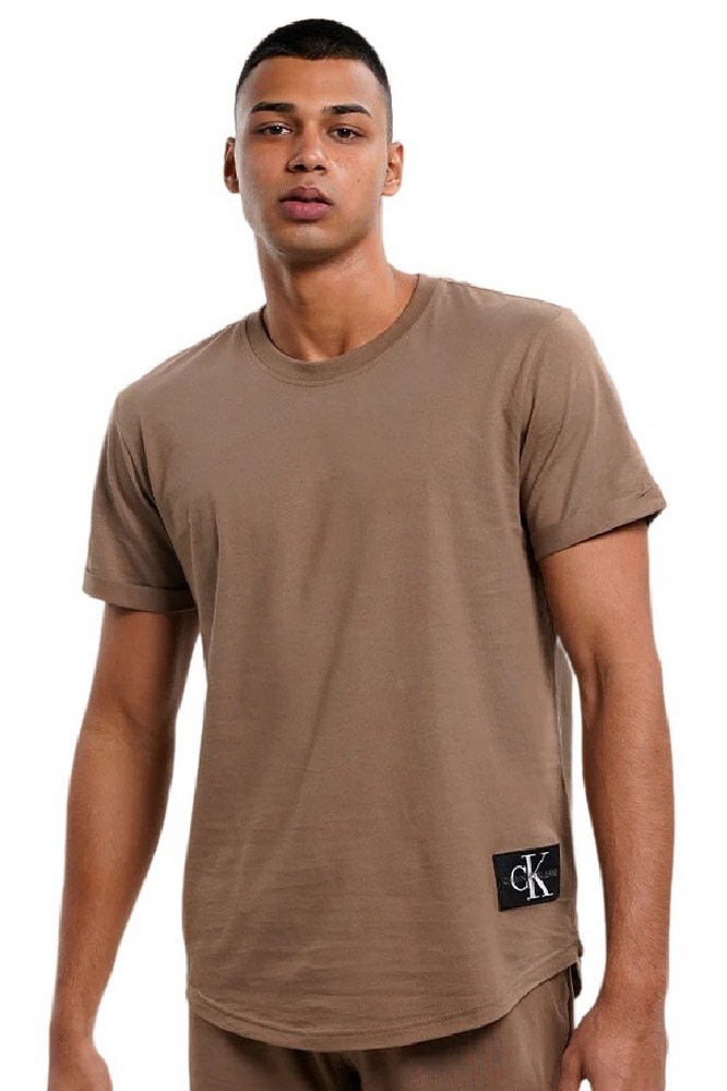 CALVIN KLEIN JEANS BADGE TURN UP SLEEVE  T-SHIRT ΑΝΤΡΙΚΟ COFFEE