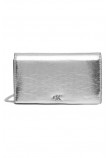 CALVIN KLEIN METALLIC WALLET ON CHAIN ΤΣΑΝΤΑ ΓΥΝΑΙΚΕΙΑ SILVER
