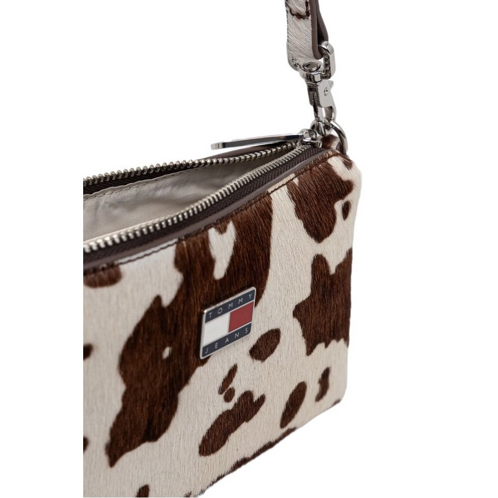 TOMMY JEANS MUST COW HANG WALLET ΠΟΡΤΟΦΟΛΙ ΓΥΝΑΙΚΕΙΟ COW PRINT