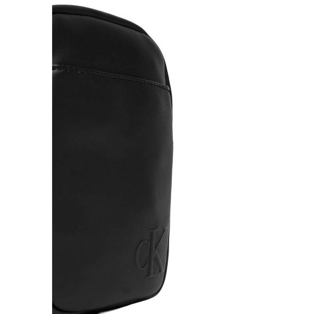 CALVIN KLEIN BOLD CK SLIM REPORTER ΤΣΑΝΤΑ ΑΝΔΡΙΚΗ BLACK