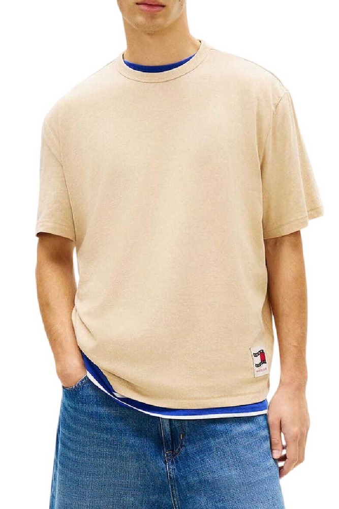 TOMMY JEANS 90S WAVING FLAG T-SHIRT ΜΠΛΟΥΖΑ ΑΝΔΡΙΚΗ BEIGE
