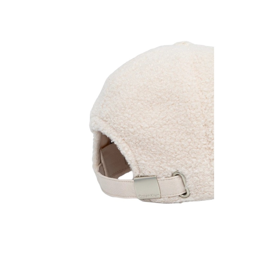 CALVIN KLEIN BOUCLE W PATCH CAP ΚΑΠΕΛΟ ΓΥΝΑΙΚΕΙΟ OFF WHITE