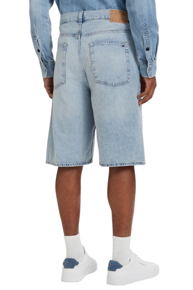 TOMMY JEANS THEO BAGGY SHORT BJ6015 ΤΖΙΝ ΒΕΡΜΟΥΔΑ ΑΝΔΡΙΚΗ DENIM LIGHT