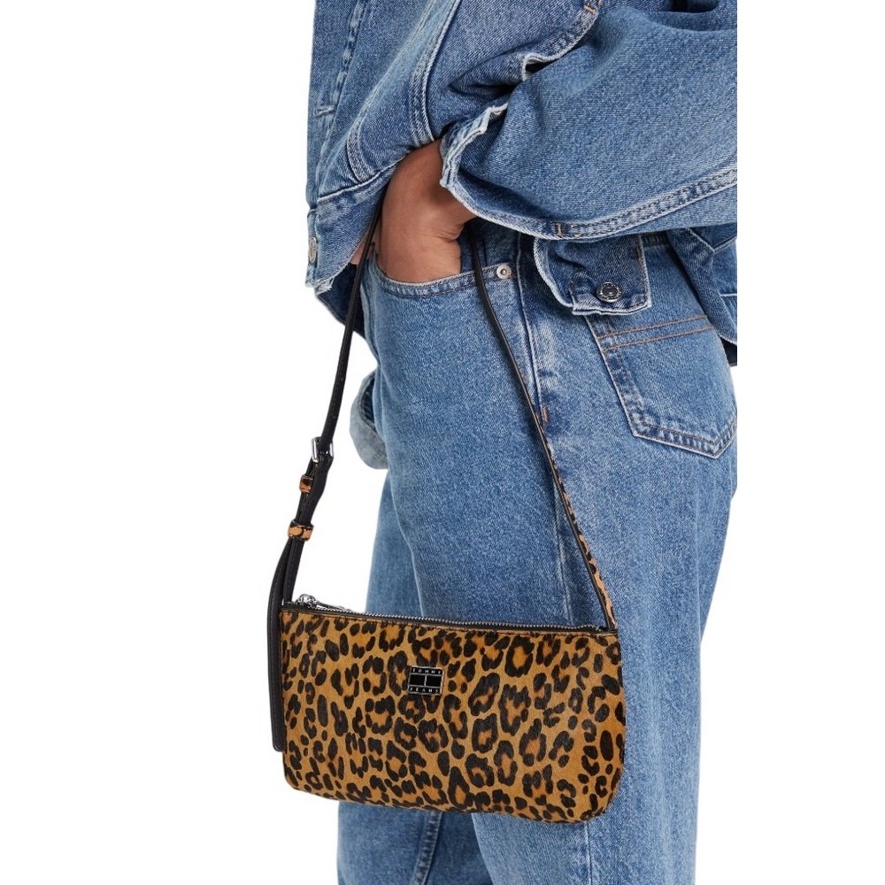 TOMMY JEANS MUST LEOPARD SHOULDER BAG ΤΣΑΝΤΑ ΓΥΝΑΙΚΕΙΑ LEOPARD