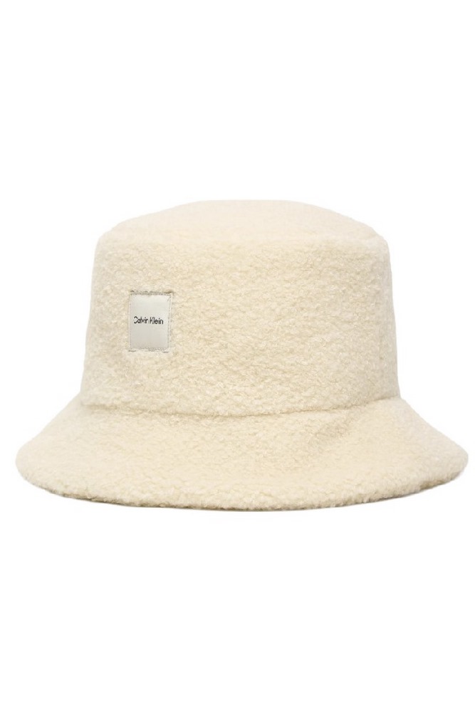CALVIN KLEIN BOUCLE W PATCH BUCKET ΚΑΠΕΛΟ ΓΥΝΑΙΚΕΙΟ BEIGE