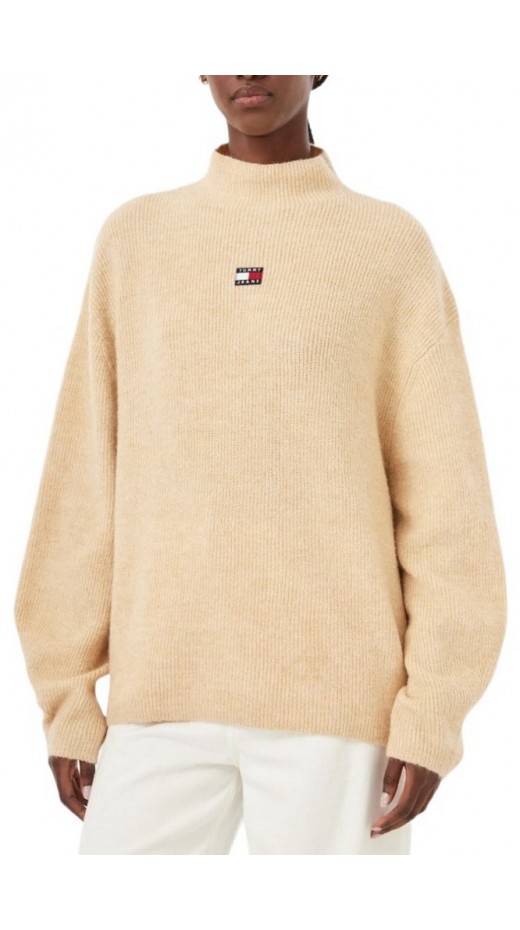 TOMMY JEANS MOCKNECK BADGE SWEATER EXT ΜΠΛΟΥΖΑ ΠΛΕΚΤΗ ΓΥΝΑΙΚΕΙΑ BEIGE