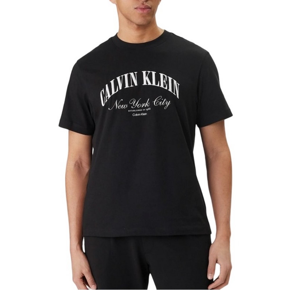 CALVIN KLEIN JEANS 20S MARCH GRAPHIC SEASONAL T-SHIRT ΜΠΛΟΥΖΑ ΑΝΔΡΙΚΗ BLACK