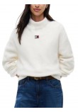 TOMMY JEANS CROP BADGE SWEATER ALPACA ΜΠΛΟΥΖΑ ΠΛΕΚΤΗ ΓΥΝΑΙΚΕΙΑ OFF WHITE