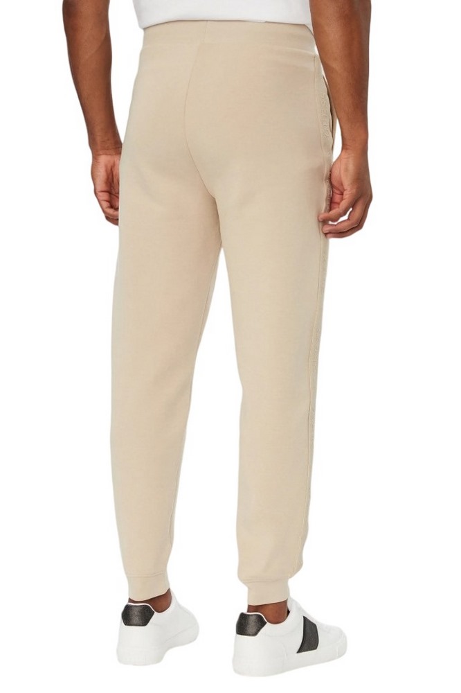 GUESS THOR CUFFED JOGGER ΦΟΡΜΑ ΠΑΝΤΕΛΟΝΙ ΑΝΔΡΙΚΟ BEIGE