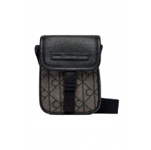 CALVIN KLEIN MIXED EMBLEM AOP SMALL FLAP REPO ΤΣΑΝΤΑ ΑΝΔΡΙΚΗ BLACK/BROWN