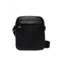 CALVIN KLEIN EMBLEM AOP EMBOSS REPORTER ΤΣΑΝΤΑ ΑΝΔΡΙΚΗ BLACK