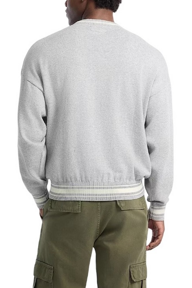 GUESS JEANS LS CN OS G PATCH SWTR  ΜΠΛΟΥΖΑ ΠΛΕΚΤΗ ΑΝΔΡΙΚΗ GREY