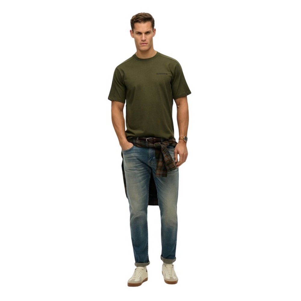 SUPERDRY CHN TECH RELAXED TEE T-SHIRT ΜΠΛΟΥΖΑ ΑΝΔΡΙΚΗ KHAKI