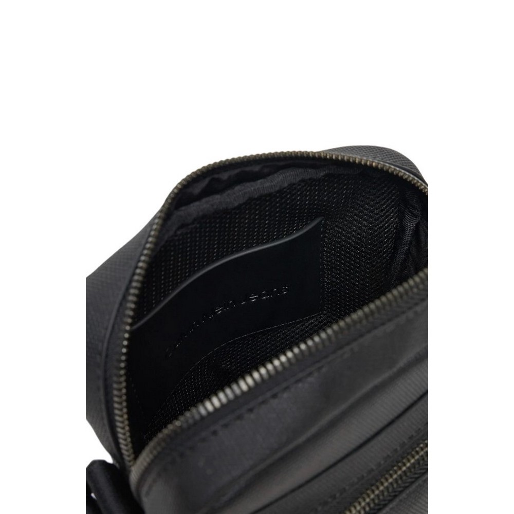 CALVIN KLEIN JEANS COATED REPORTER18 ΤΣΑΝΤΑ ΑΝΔΡΙΚΗ BLACK