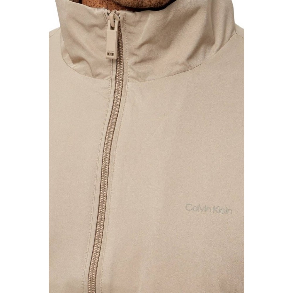 CALVIN KLEIN LS NYLON STAND COLLAR WINDBREAKER ΜΠΟΥΦΑΝ ΑΝΔΡΙΚΟ KHAKI