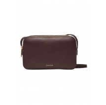 CALVIN KLEIN FOIL LOGO ELONGATED CAMERA BAG ΤΣΑΝΤΑ ΓΥΝΑΙΚΕΙΑ BORDEAUX