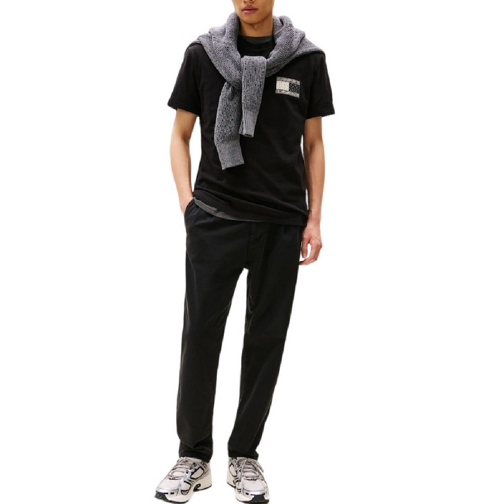 TOMMY JEANS REG PAISLEY FLAG TEE EXT ΜΠΛΟΥΖΑ ΑΝΔΡΙΚΗ BLACK