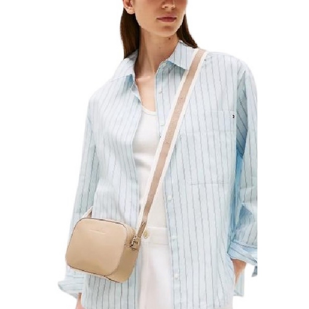TOMMY HILFIGER LOGOTAPE CAMERA BAG ΤΣΑΝΤΑ ΓΥΝΑΙΚΕΙΑ TAUPE